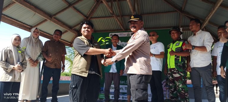 Endatoe Foundation Melalui Pilar Endatoe Green Ikut Tanam Pohon di Bantaran Krueng Peusangan Bireuen