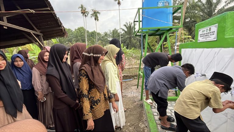 Pulihkan Fasilitas Belajar Pascabanjir Bandang, Pesantren Darul Ulum Bireuen Sambut Harapan Baru Lewat Sinergi POGI, FKUI, ILUNI, dan ASAR Humanity